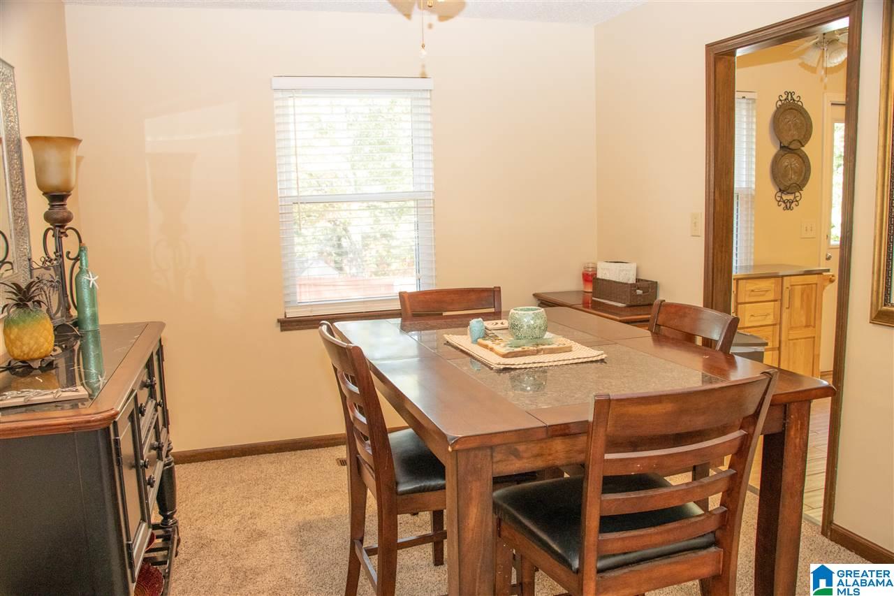 1426 Tropical Lane Alabaster, AL 35007 - Photo 9 of 36
