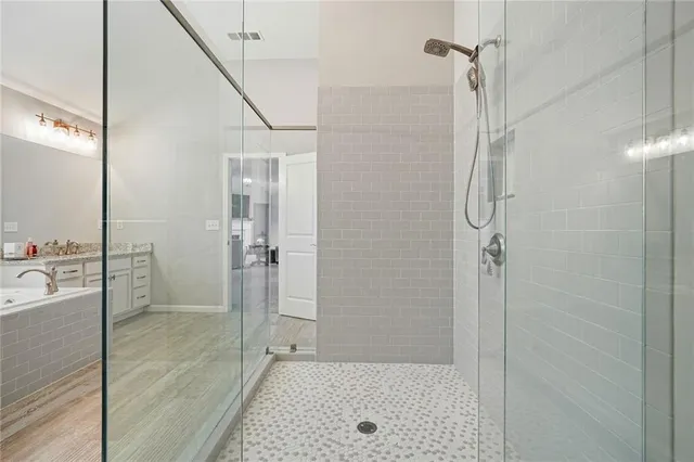 a view of a livingroom with furniture