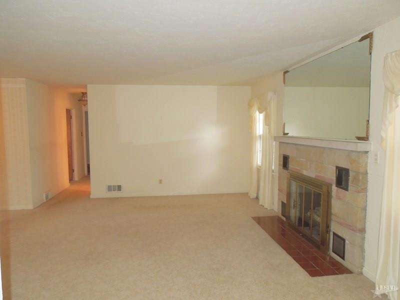 11520 Grabill Road Grabill, IN 46741 - Photo 11 of 23
