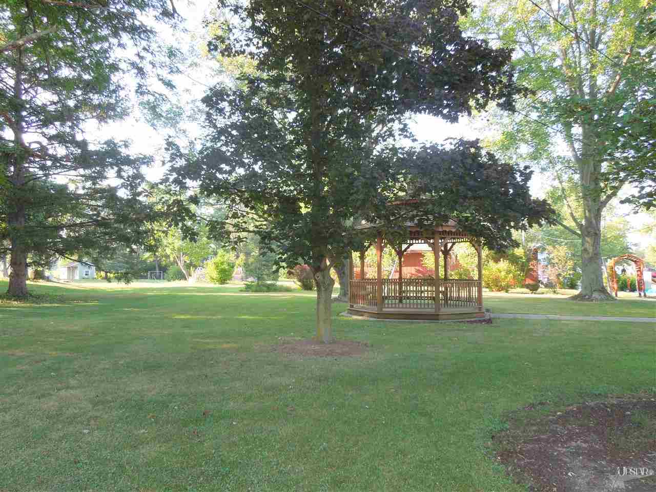 11520 Grabill Road Grabill, IN 46741 - Photo 3 of 23
