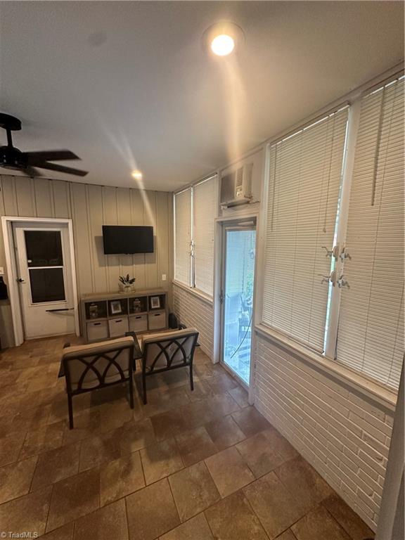 1524 Overbrook Road Burlington, NC 27215 - Photo 8 of 18 Gallery Image 8