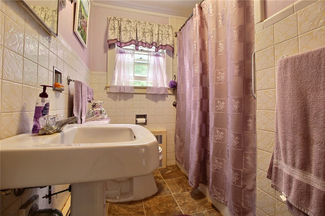 2 North Stuart Street Westerly, RI 02891 - Photo 18 of 26