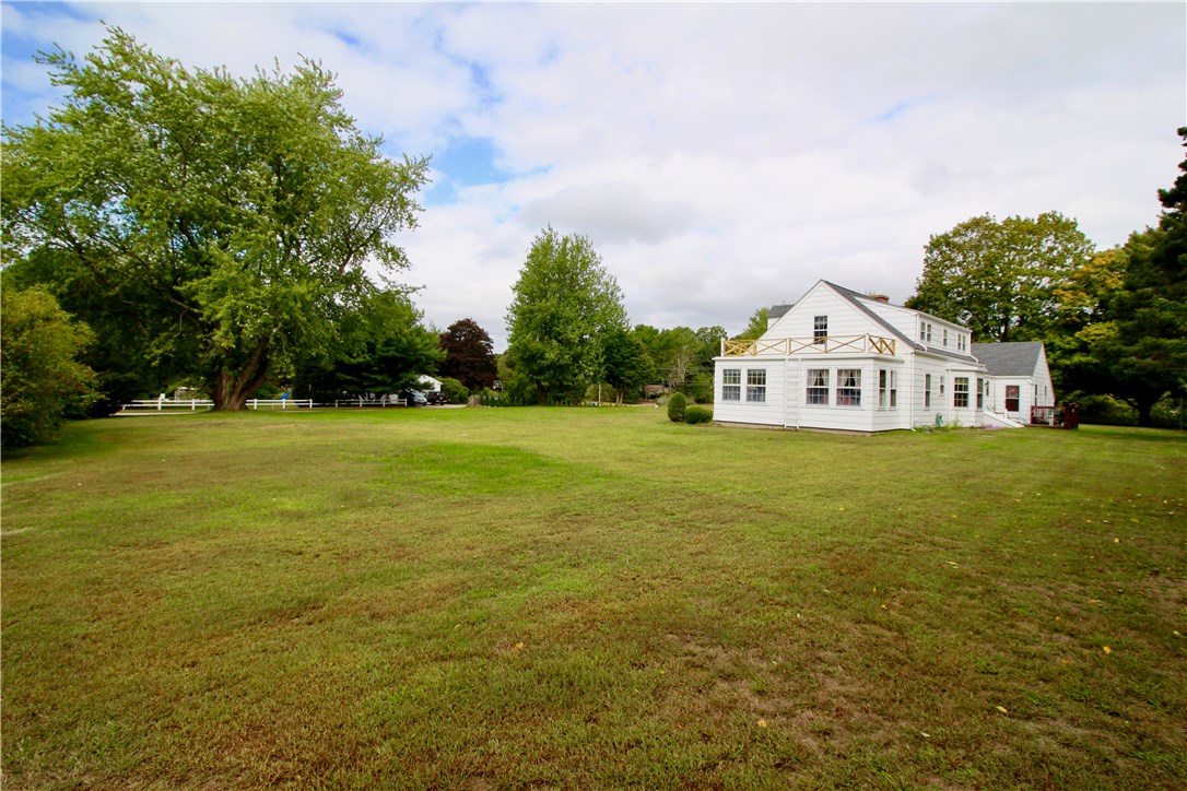 2 North Stuart Street Westerly, RI 02891 - Photo 20 of 26