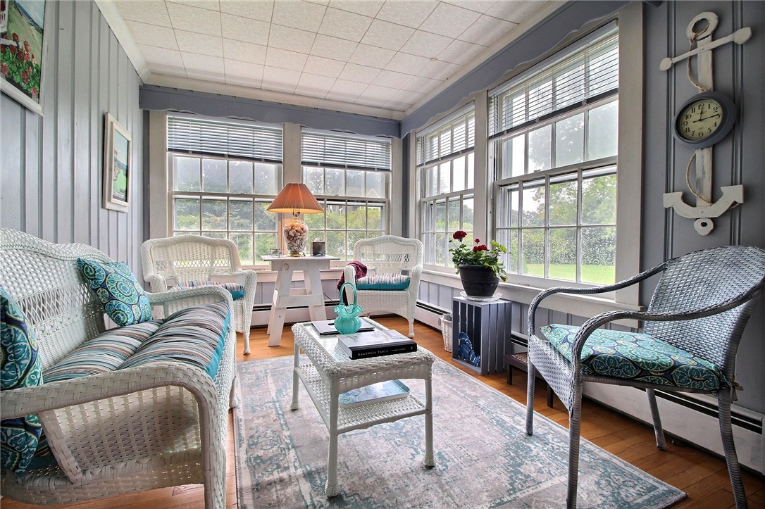 2 North Stuart Street Westerly, RI 02891 - Photo 5 of 26