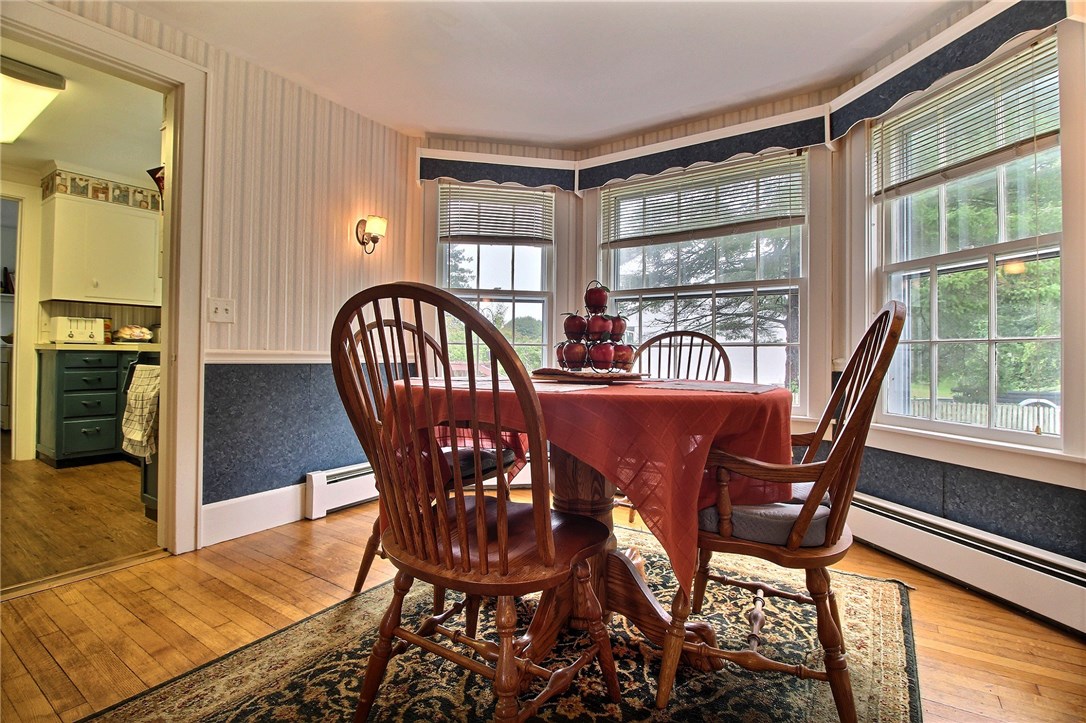 2 North Stuart Street Westerly, RI 02891 - Photo 8 of 26