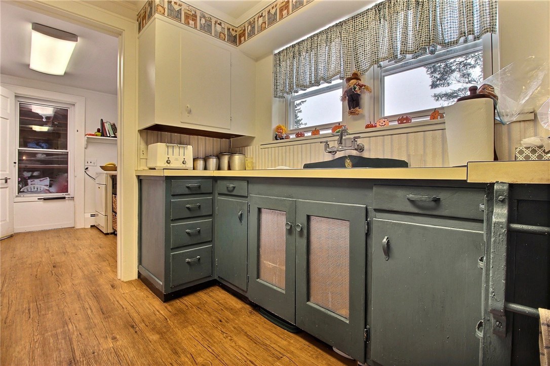 2 North Stuart Street Westerly, RI 02891 - Photo 9 of 26