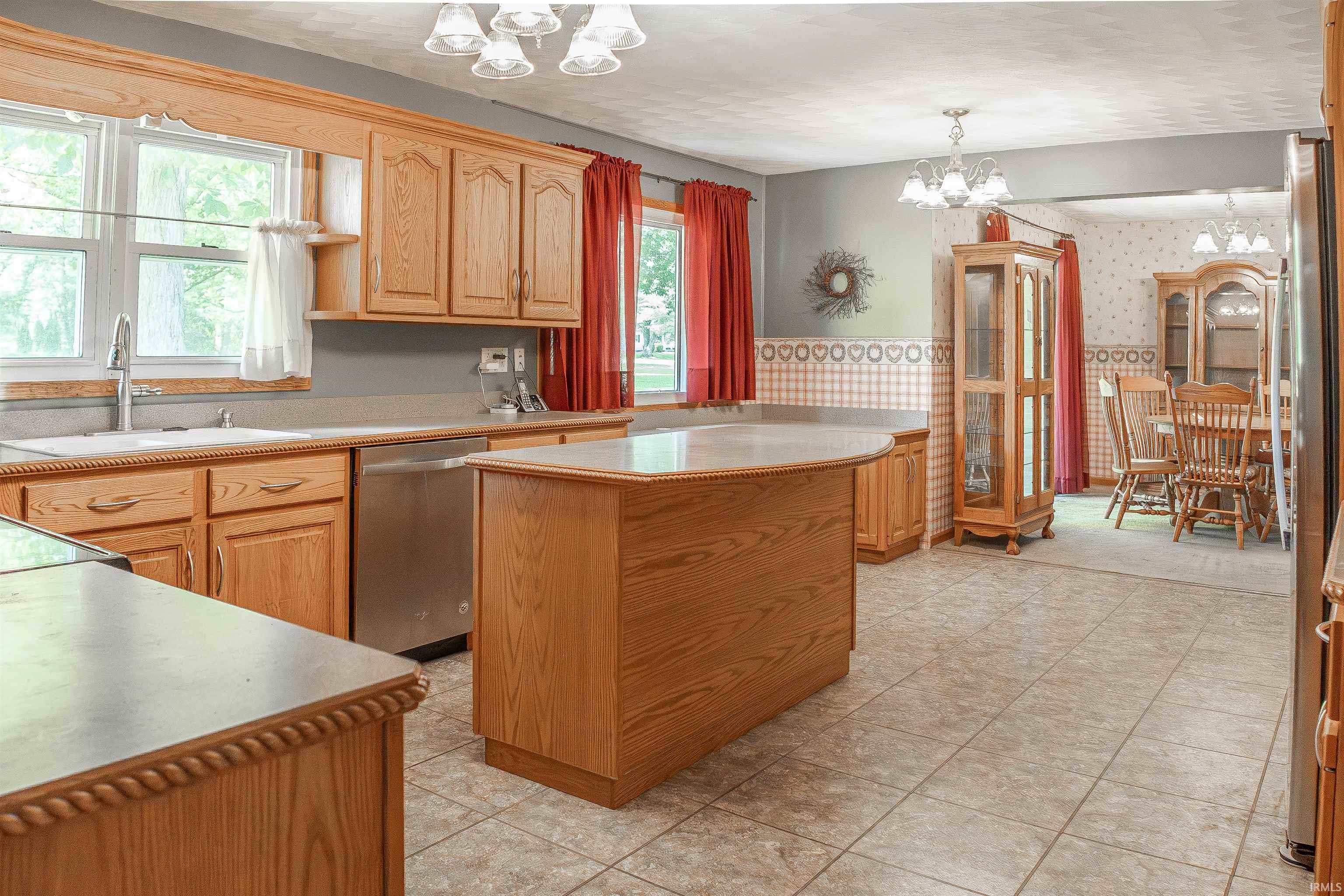 1372 Yockey Road Mitchell, IN 47446 - Photo 5 of 38 Gallery Image 5