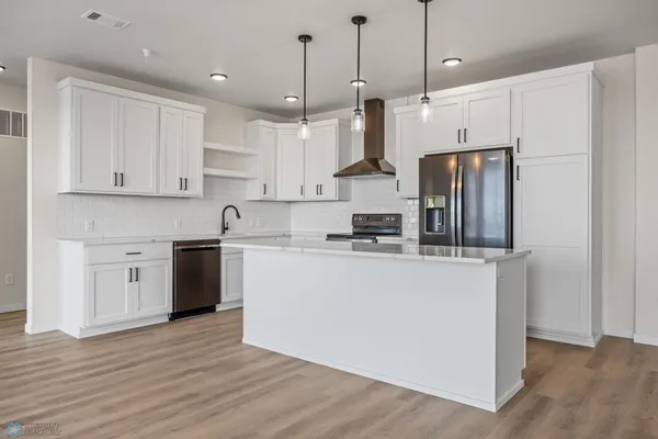 $460,000 | 234 Main Avenue, Unit 613, Fargo, ND 58103