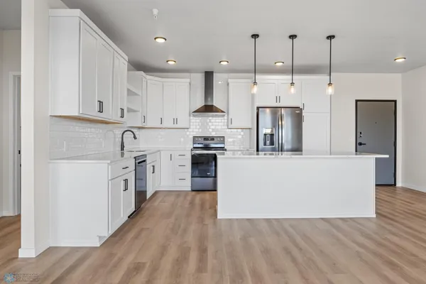 $460,000 | 234 Main Avenue, Unit 613, Fargo, ND 58103