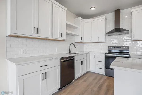 $460,000 | 234 Main Avenue, Unit 613, Fargo, ND 58103