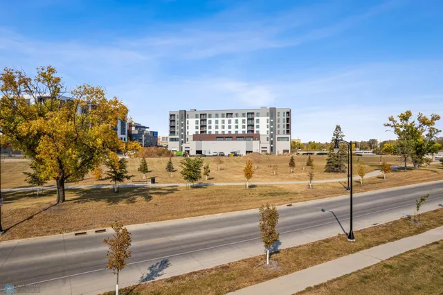 $460,000 | 234 Main Avenue, Unit 613, Fargo, ND 58103