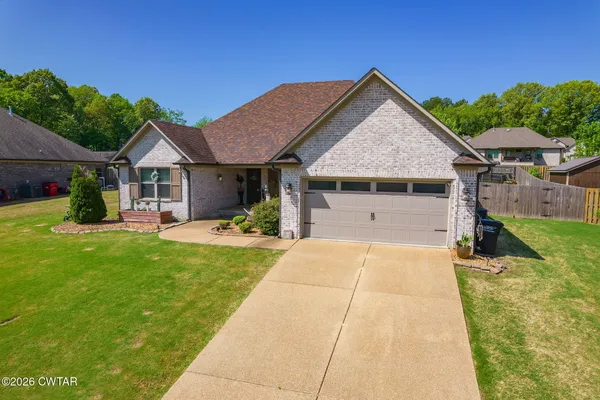 $324,900 | 25 Wood Valley Cove, Humboldt, TN 38343
