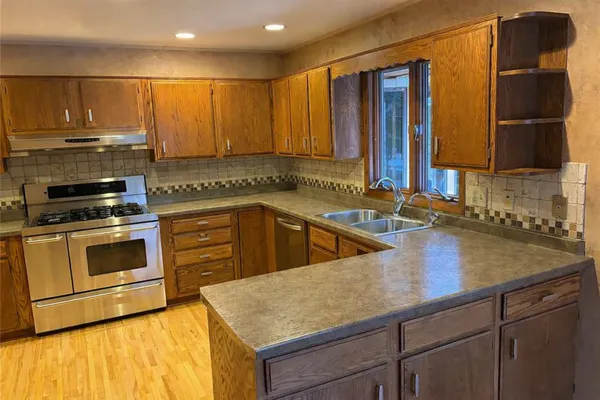 $489,900 | 1135 1st Street Northwest, Oronoco, MN 55960