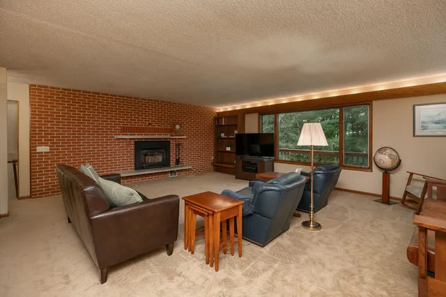 $499,900 | 1135 1st Street Northwest, Oronoco, MN 55960