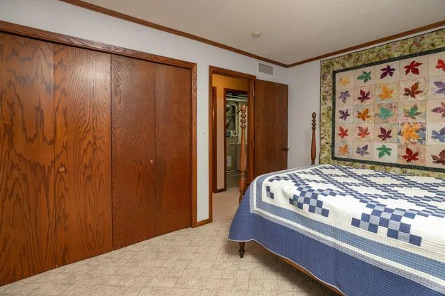 $499,900 | 1135 1st Street Northwest, Oronoco, MN 55960