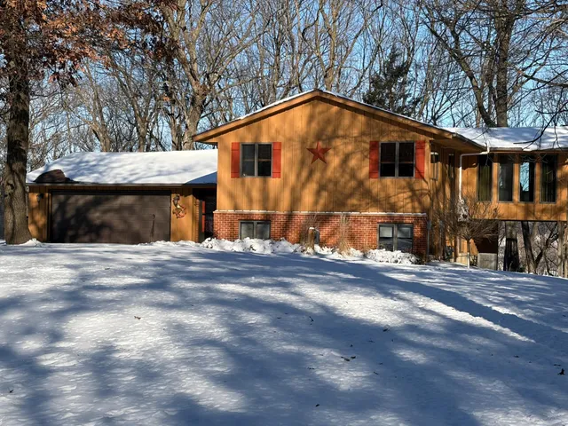 $499,900 | 1135 1st Street Northwest, Oronoco, MN 55960