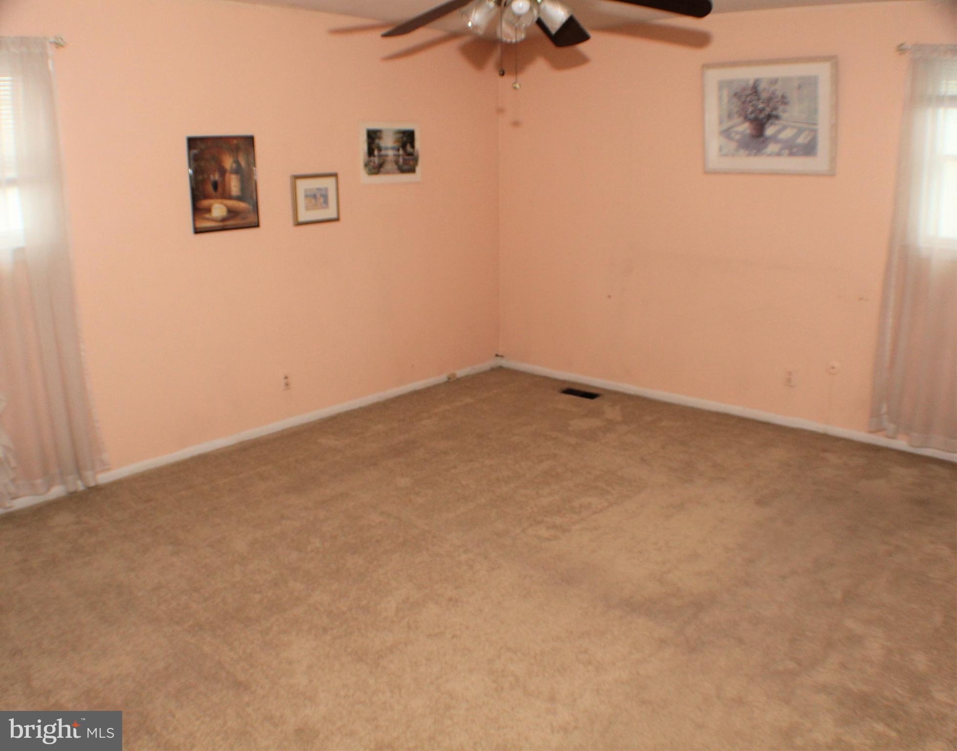 533 Elford Road Fairless Hills, PA 19030 - Photo 19 of 37 Main bedroom