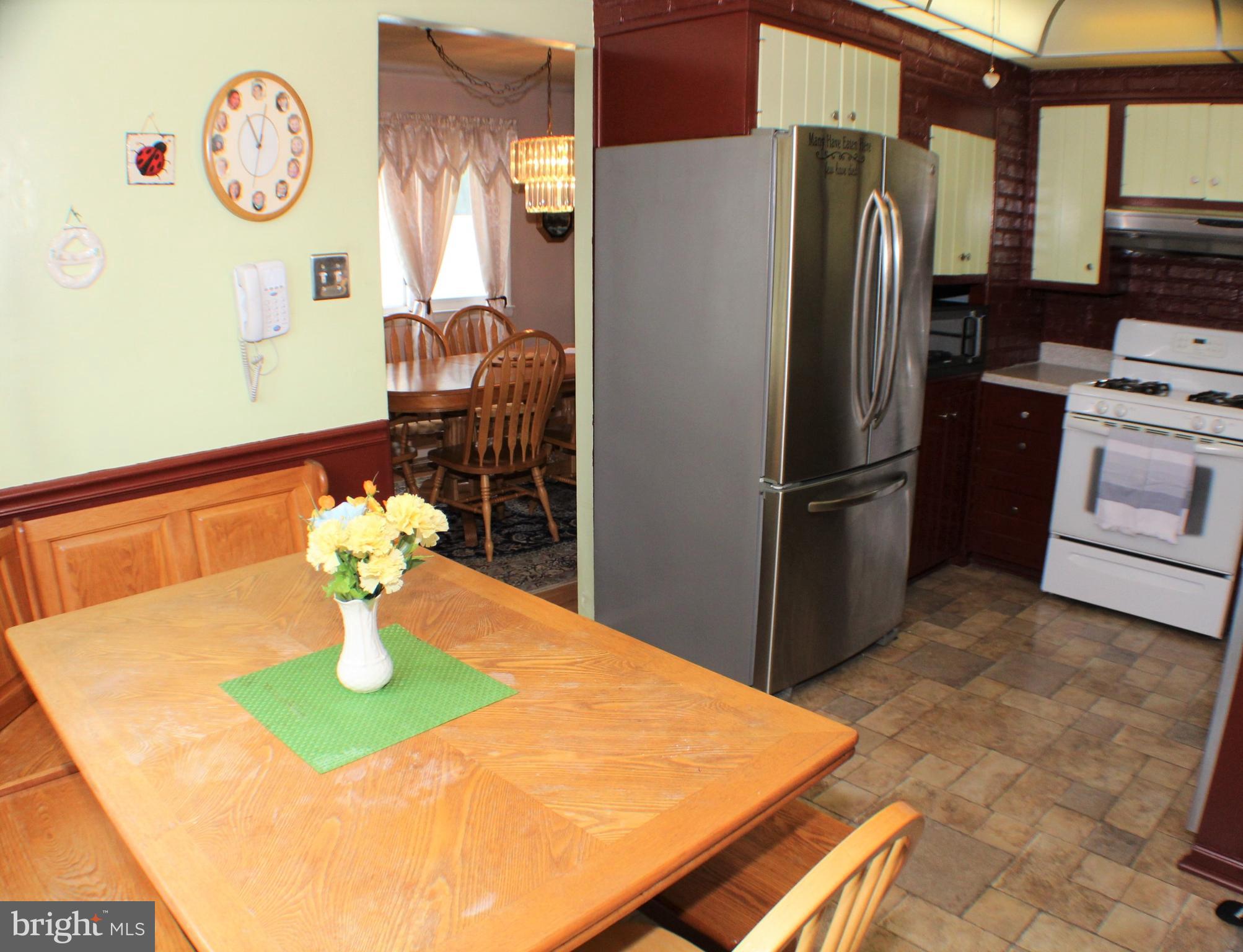 533 Elford Road Fairless Hills, PA 19030 - Photo 10 of 37 eat in kitchen