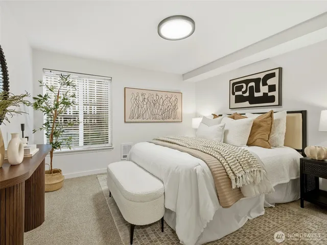 $350,000 | 3661 Phinney Avenue North, Unit 107, Seattle, WA 98103