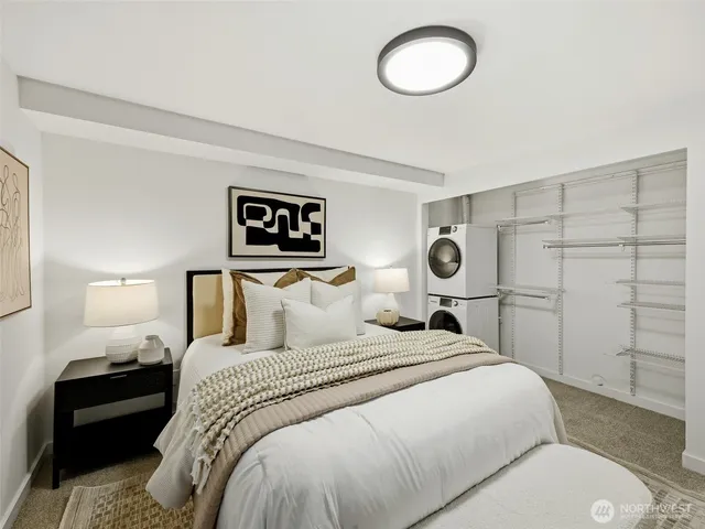 $350,000 | 3661 Phinney Avenue North, Unit 107, Seattle, WA 98103