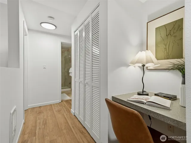 $350,000 | 3661 Phinney Avenue North, Unit 107, Seattle, WA 98103