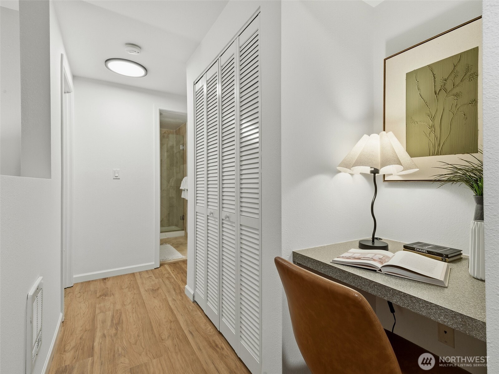 3661 Phinney Avenue North, Unit 107 Seattle, WA 98103 - Photo 20 of 29