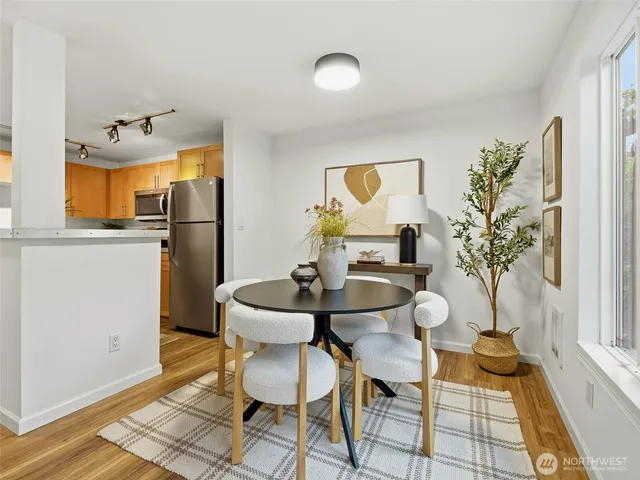 $350,000 | 3661 Phinney Avenue North, Unit 107, Seattle, WA 98103