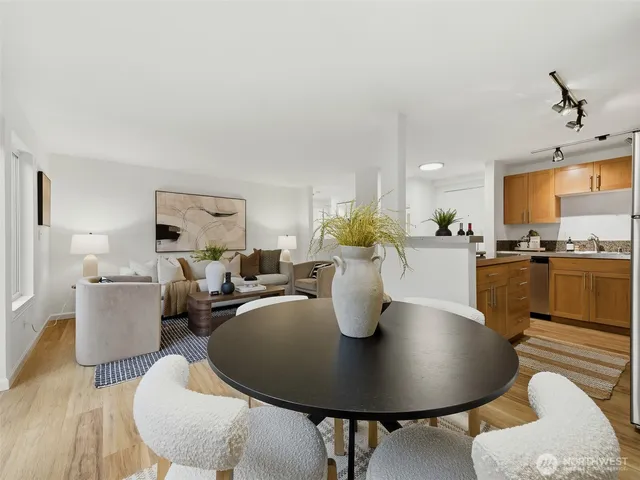 $350,000 | 3661 Phinney Avenue North, Unit 107, Seattle, WA 98103