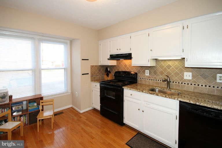 7378 Stream Way Springfield, VA 22152 - Photo 12 of 25 Kitchen