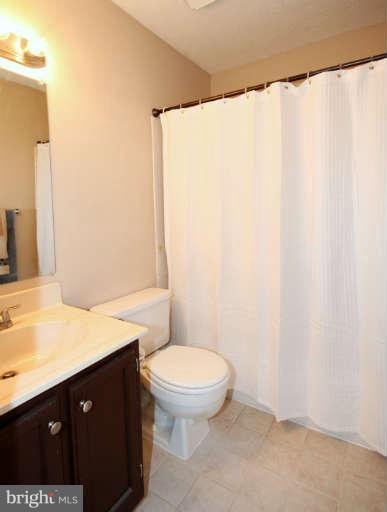 7378 Stream Way Springfield, VA 22152 - Photo 23 of 25 Bath