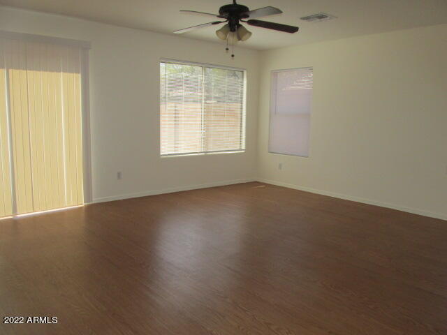 2319 West Carson Road Phoenix, AZ 85041 - Photo 6 of 14 IMG_1783