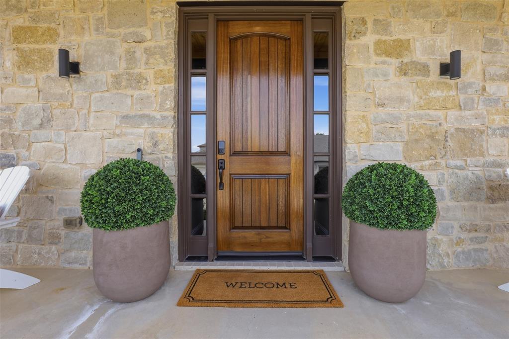 527 Trail Rider Road Fort Worth, TX 76114 - Photo 3 of 40