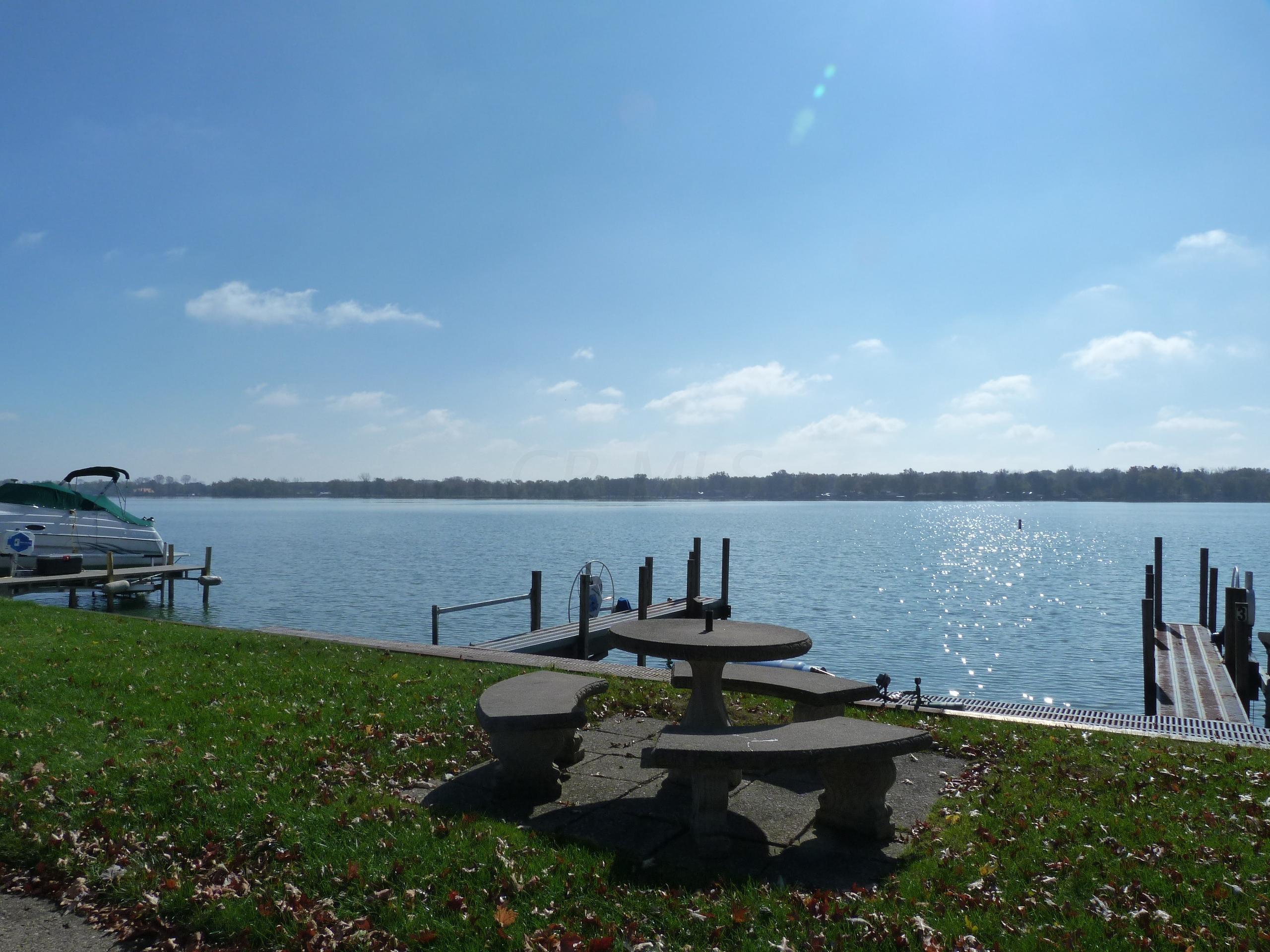 4945 Walnut Road, Unit 4 Buckeye Lake, OH 43008 - Photo 4 of 39
