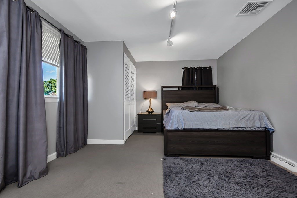 230 Colonial Road Lawrence, MA 01843 - Photo 27 of 42 Gallery Image 27