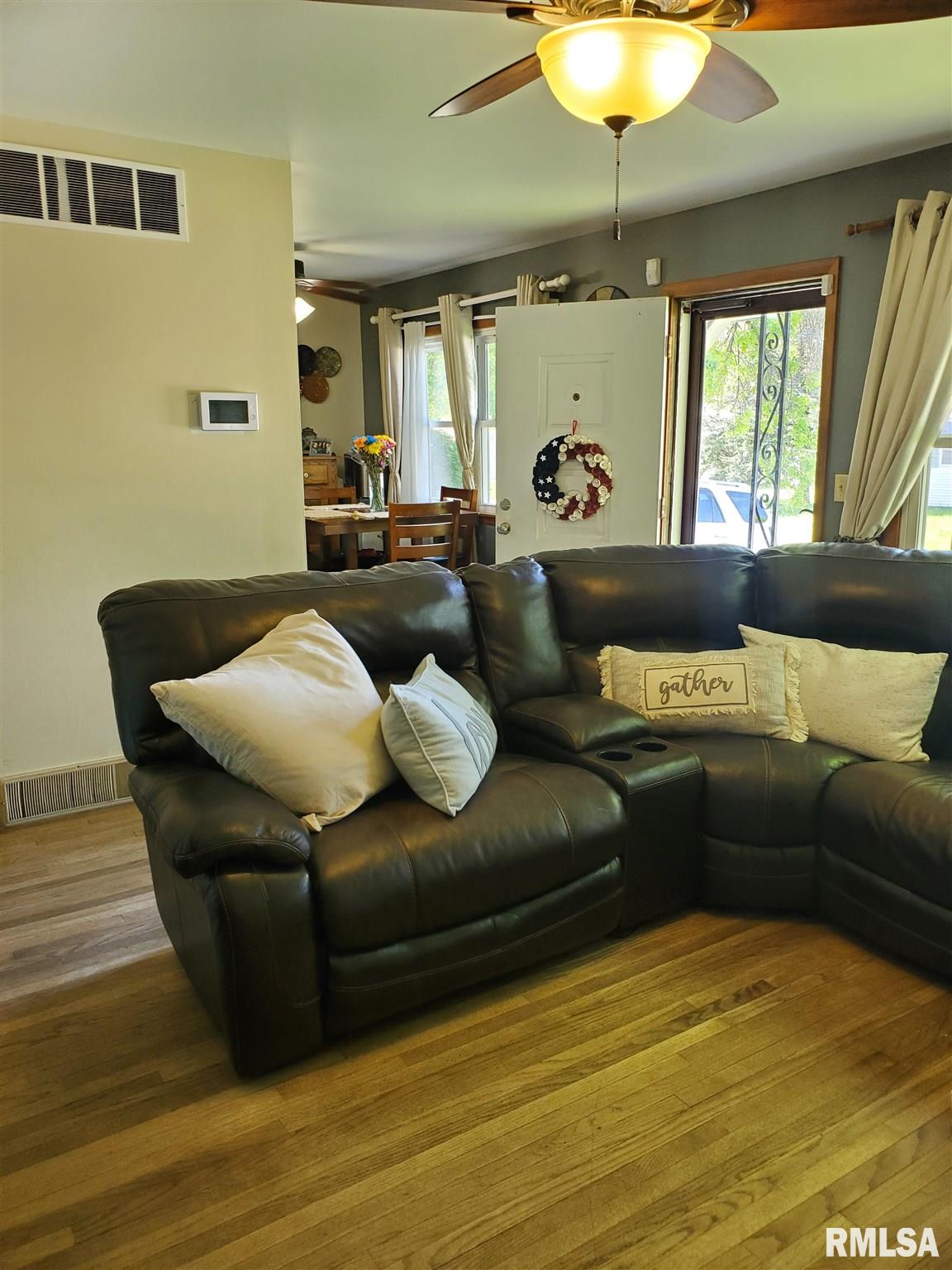 2518 East Wilshire Road Springfield, IL 62703 - Photo 7 of 21 Gallery Image 7