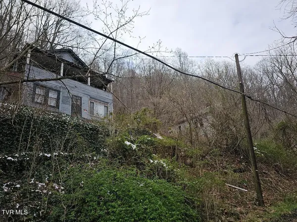 $15,000 | 608 Park Avenue, Appalachia, VA 24216