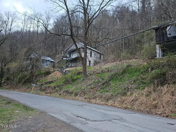 $15,000 | 608 Park Avenue, Appalachia, VA 24216