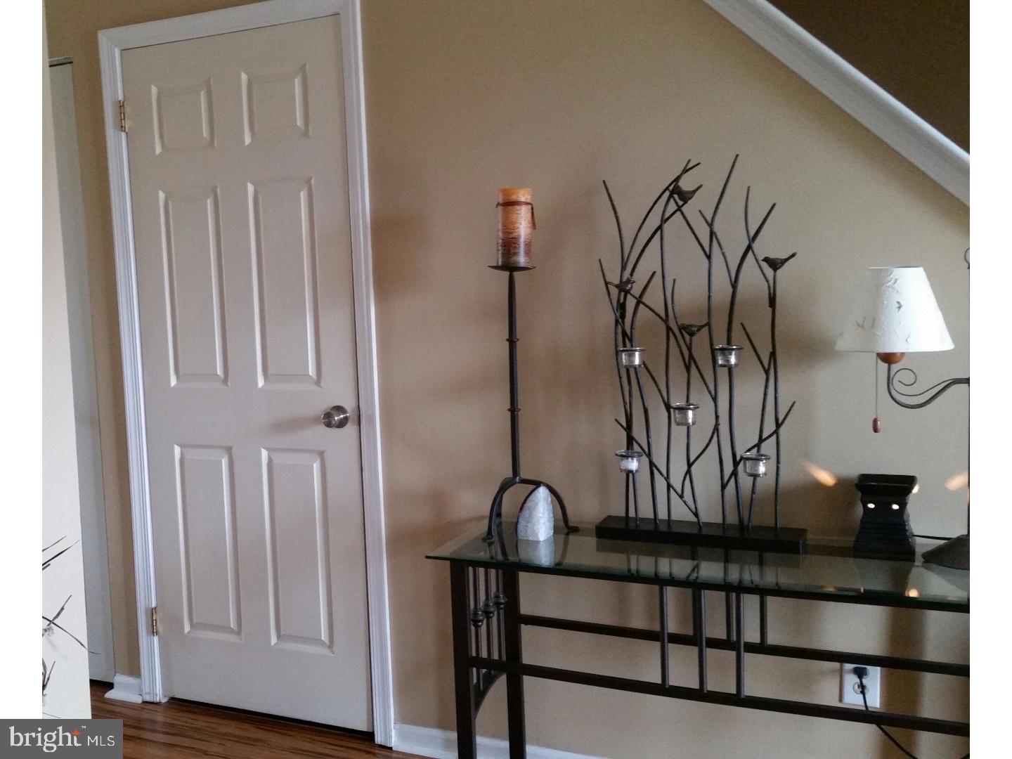 1019 Rafter Road Norristown, PA 19403 - Photo 8 of 24 Gallery Image 8