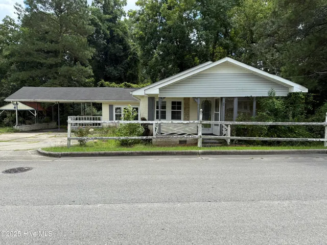 $108,000 | 41 Twin Pines Road, Whiteville, NC 28472