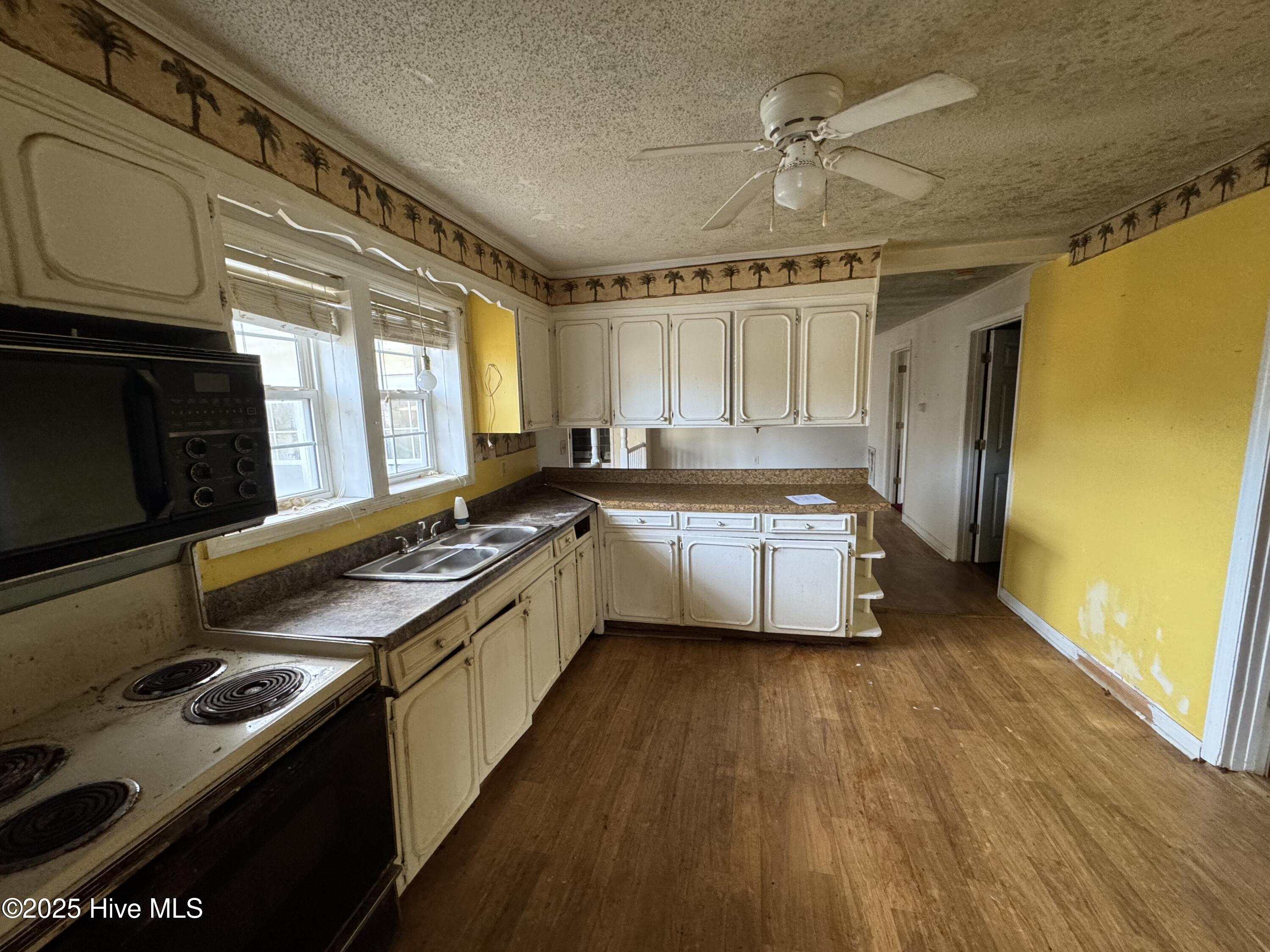 41 Twin Pines Road Whiteville, NC 28472 - Photo 4 of 10 IMG_1385