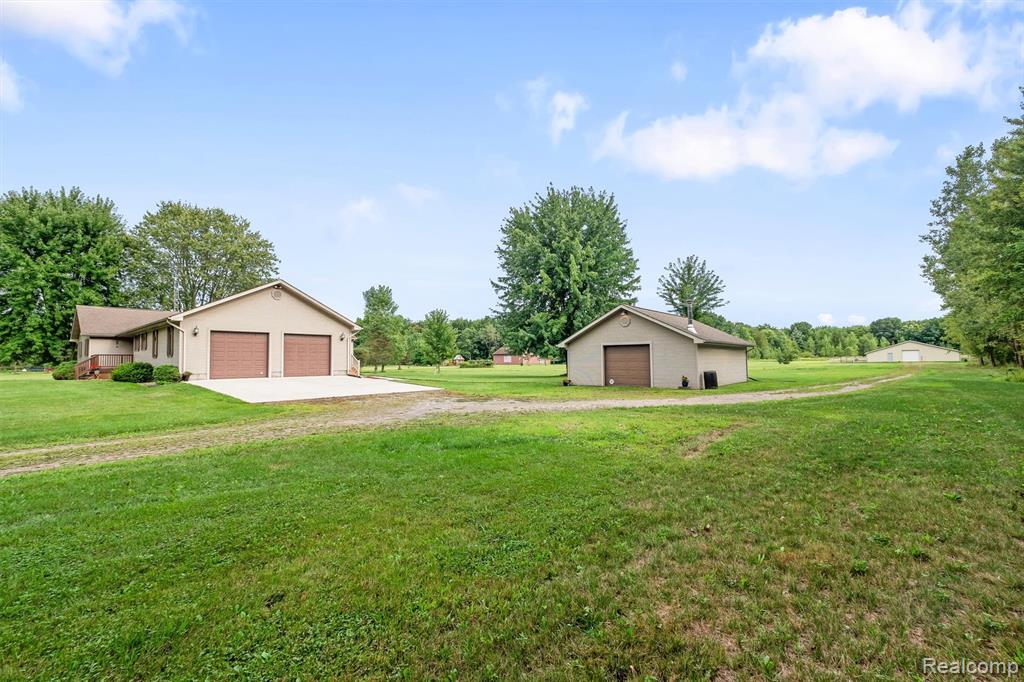 11157 Rose Road Emmett, MI 48022 - Photo 4 of 62 Gallery Image 4