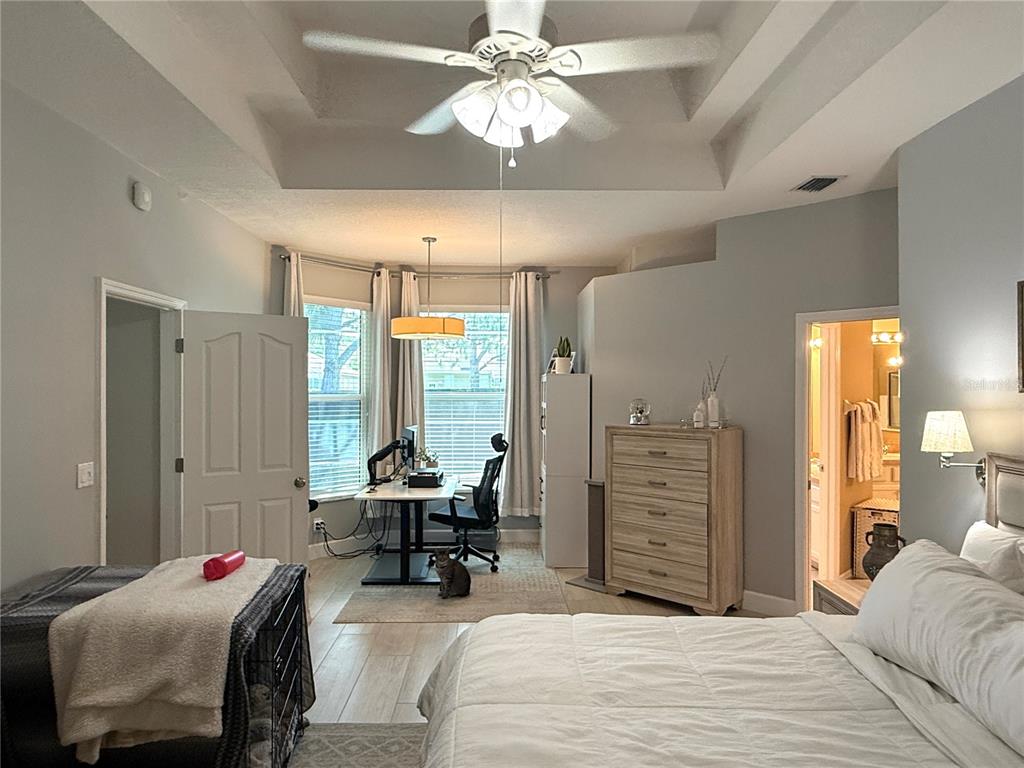 10501 Rochester Way Tampa, FL 33626 - Photo 15 of 45