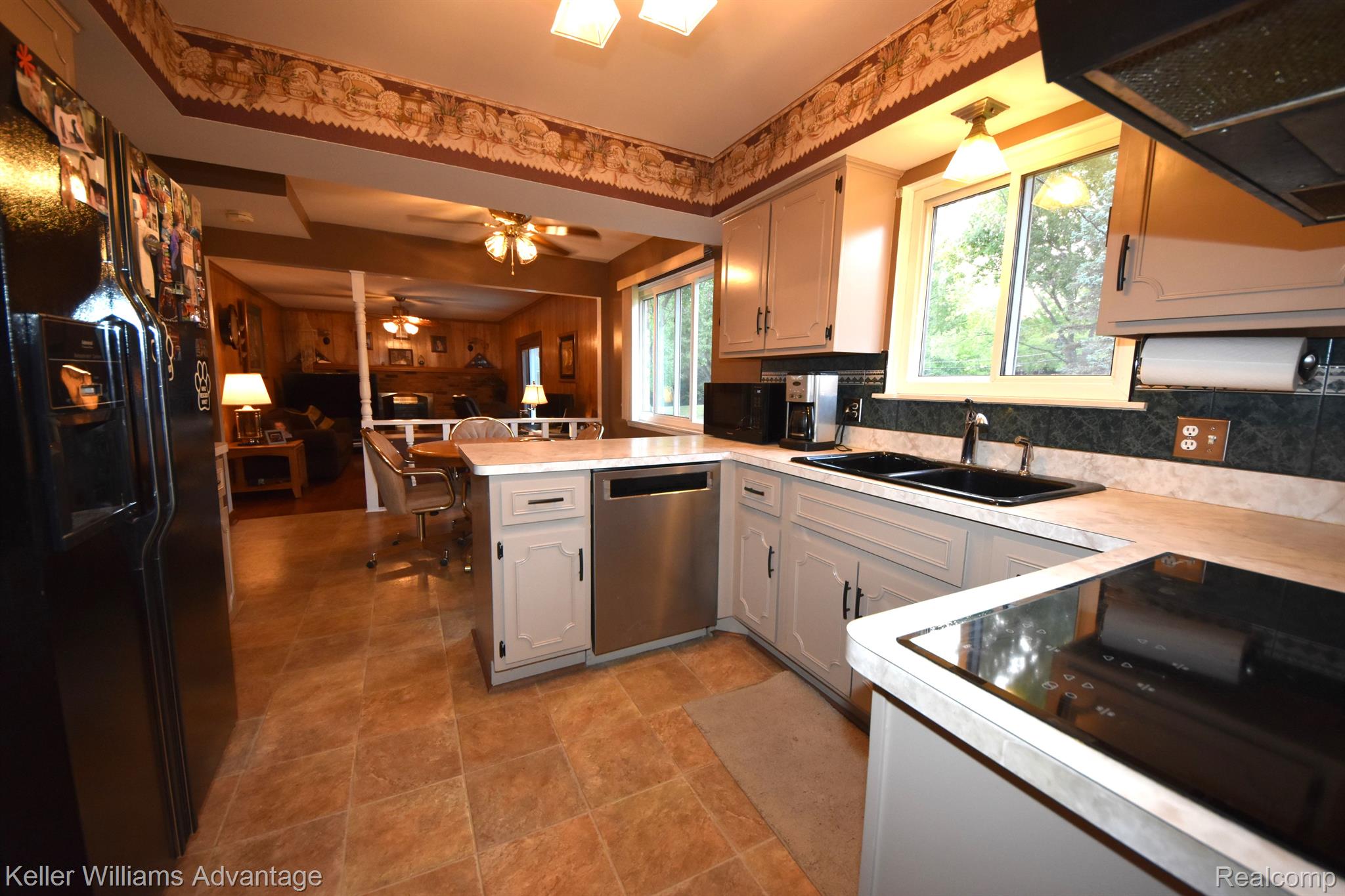 29746 West 11 Mile Road Farmington, MI 48334 - Photo 16 of 42