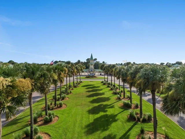 $475,000 | 9152 Short Chip Circle, Port St. Lucie, FL 34986