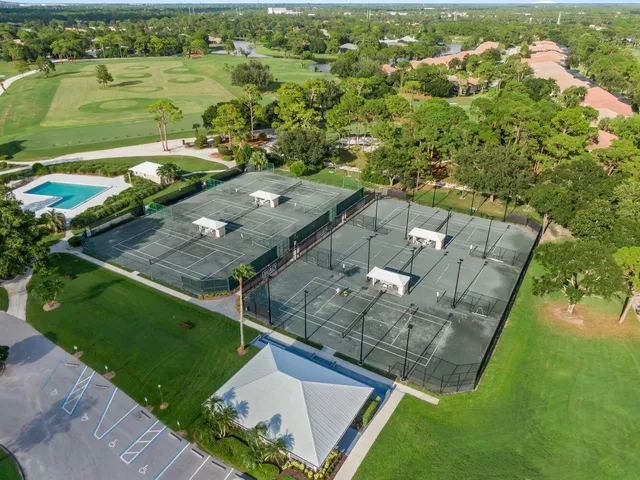 $475,000 | 9152 Short Chip Circle, Port St. Lucie, FL 34986