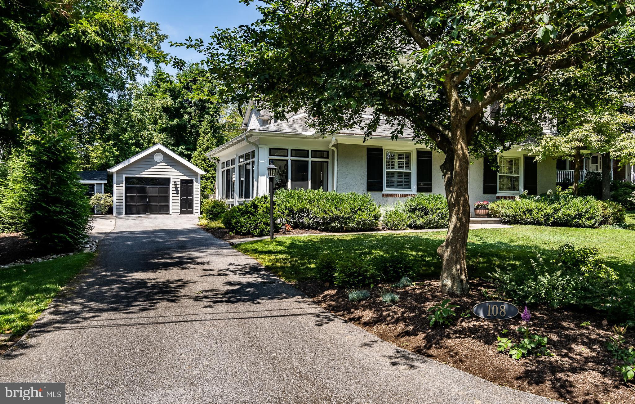 108 Fennerton Road Paoli, PA 19301 - Photo 4 of 58 Gallery Image 4