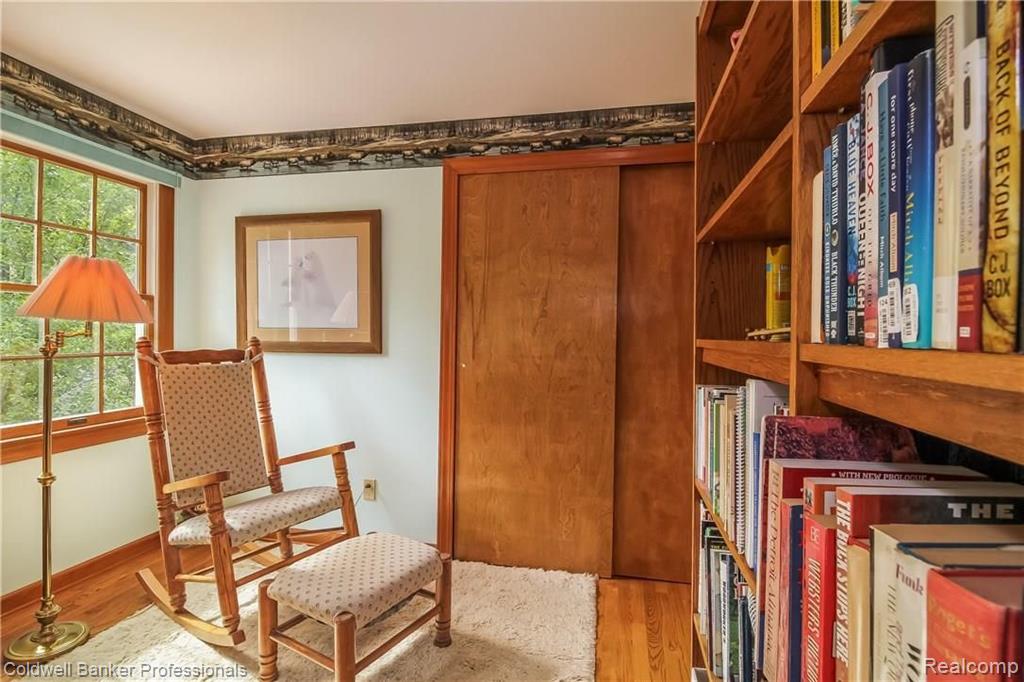 25348 Farmington Road Farmington Hills, MI 48336 - Photo 16 of 27