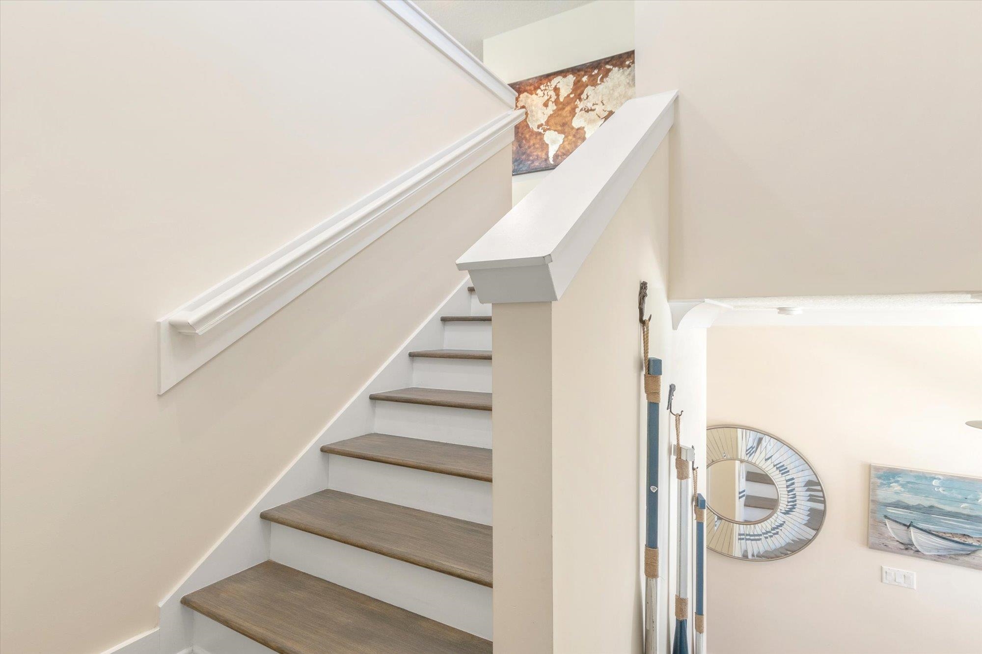 125 5th Street St. Augustine, FL 32080 - Photo 25 of 51 a view of entryway with hallway