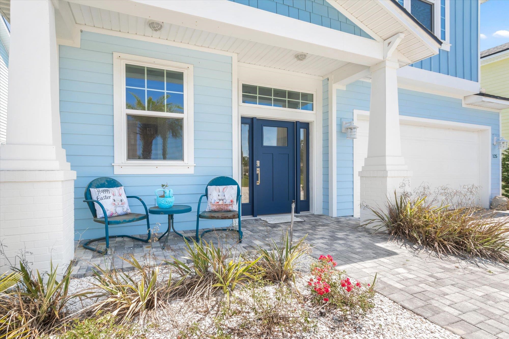 125 5th Street St. Augustine, FL 32080 - Photo 3 of 51 a front view of house with yard