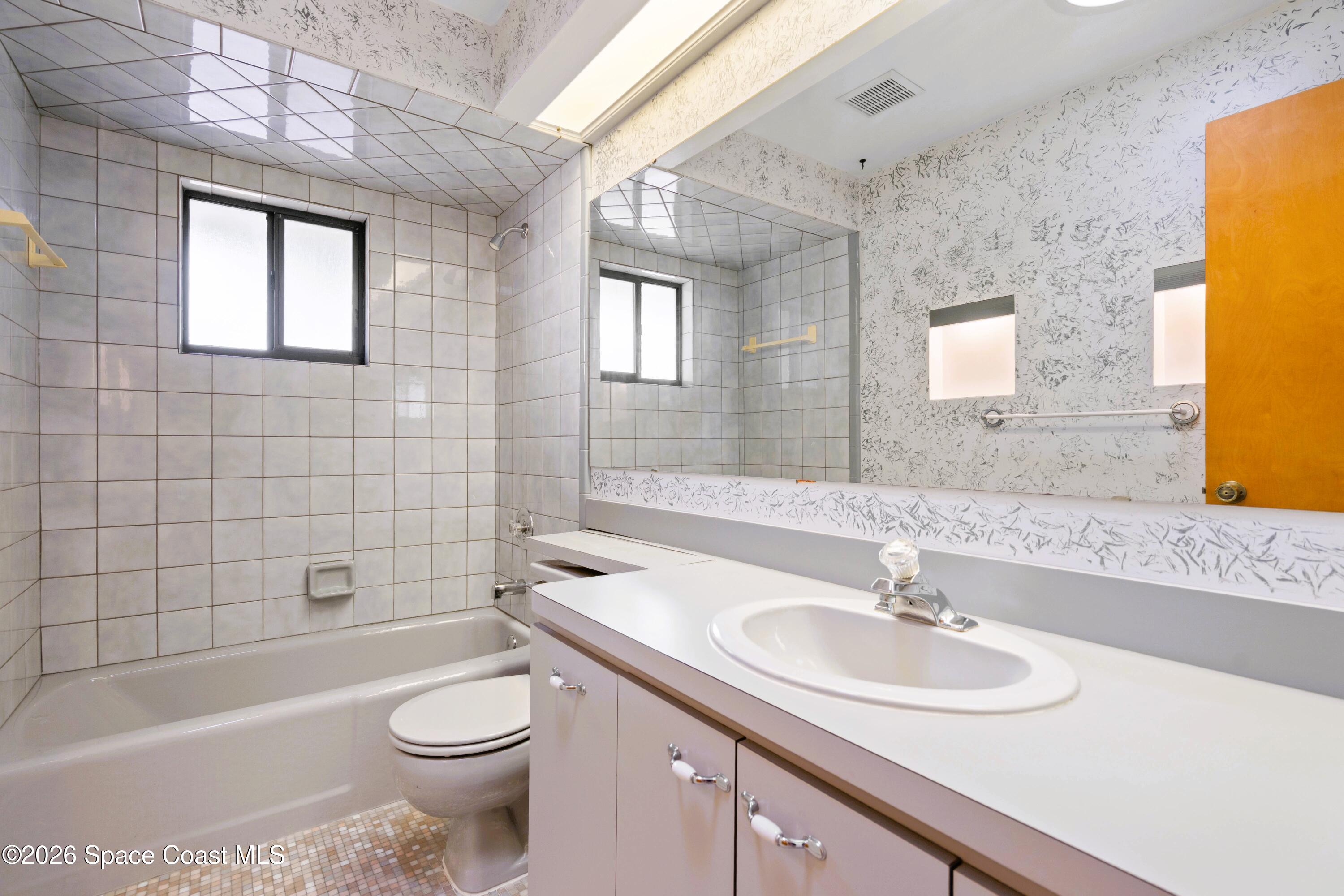 1782 Sand Road Southeast Palm Bay, FL 32909 - Photo 22 of 56 DSC03429